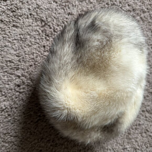 Kudra Furs Two Tone Black & White Mink Fur Hat - Absolutely Stunning! - Picture 3 of 8